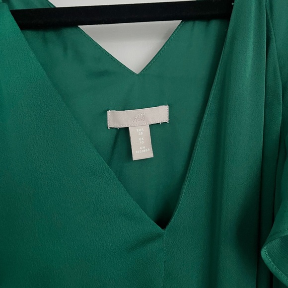 H&M Green Midi Dress with Ruffled Sleeves - Picture 2 of 4